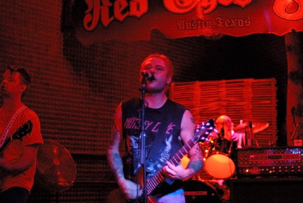Knocked Out Stiffs at Red Eyed Fly, Austin