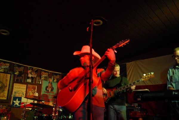 Michael Thomas at Poodies Hilltop Roadhouse, Spicewood Tx