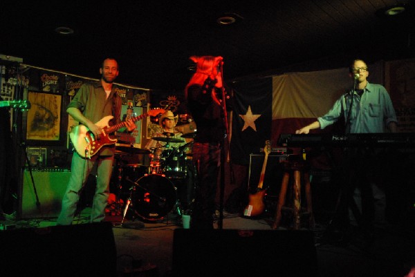 Paula Nelson Band at Poodies Hilltop Roadhouse, Spicewood Tx