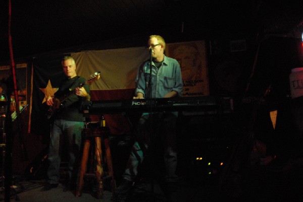 Paula Nelson Band at Poodies Hilltop Roadhouse, Spicewood Tx