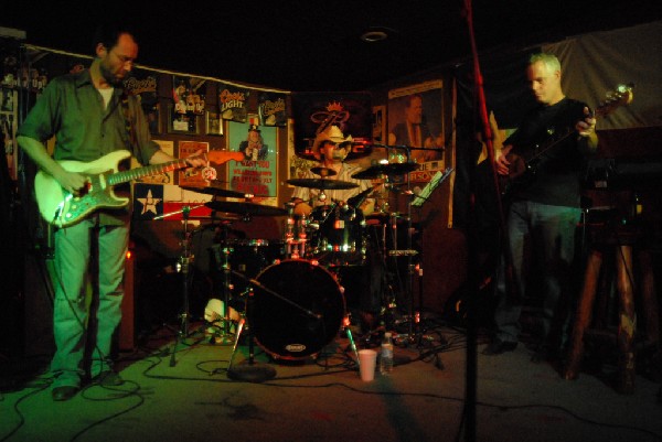 Paula Nelson Band at Poodies Hilltop Roadhouse, Spicewood Tx