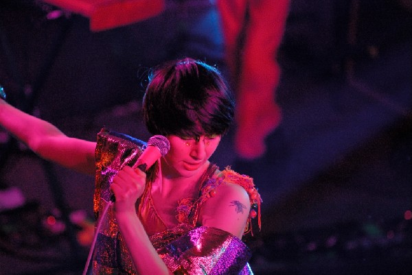 Yeah Yeah Yeahs at Stubb's BarBQ, Austin, Tx