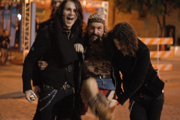 The Zico Chain TV pal around with noted Austin street figure Leslie on 6th